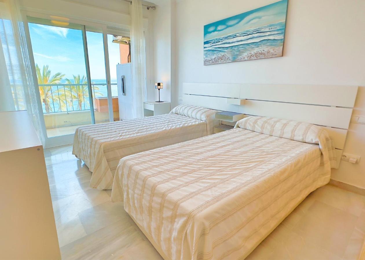 Diana 206. Completely Renovated On The Beachfront. Apartamento