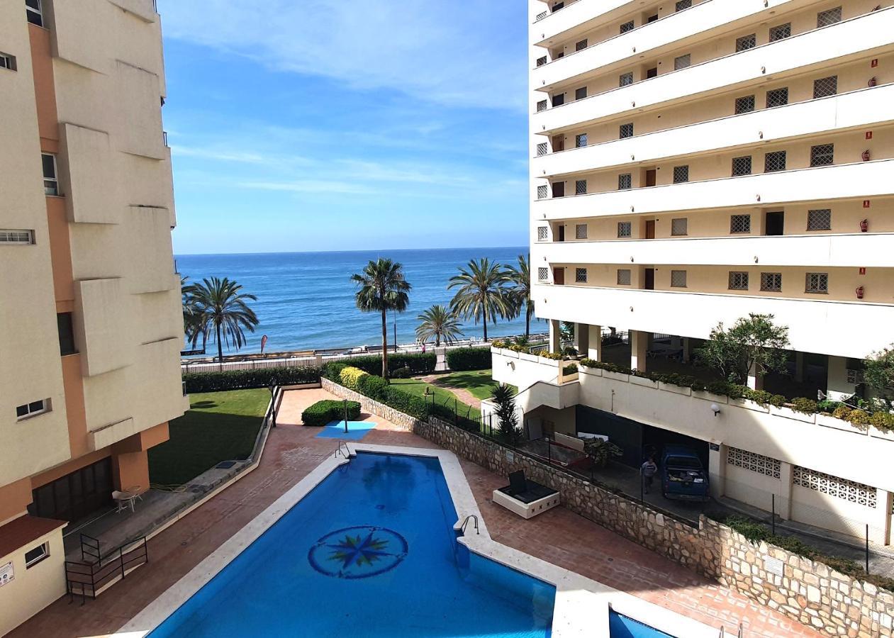 Diana 206. Completely Renovated On The Beachfront. Apartamento